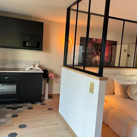 Cocoon By M Apartment